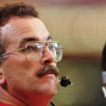 June Jones, cuyo sistema ofensivo «run-and-shoot» deslumbró en Hawái y en la NFL, fallece a los 73 años