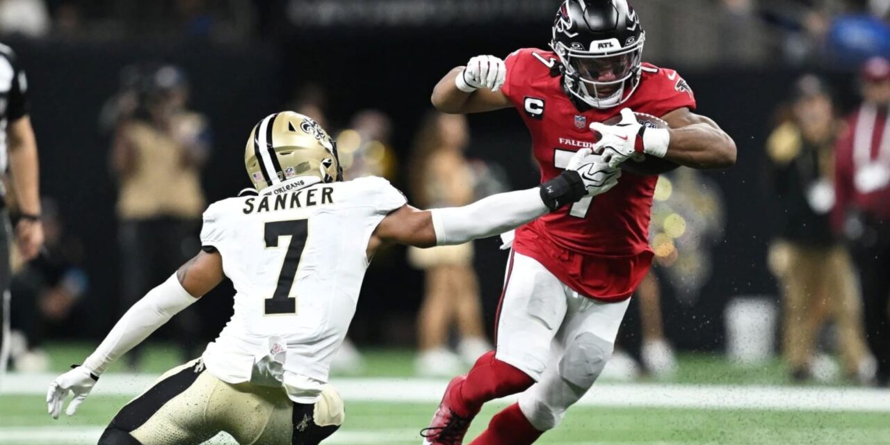 Bijan Robinson lidera a los Falcons en la victoria por 45-24 sobre los Saints