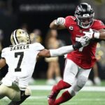 Bijan Robinson lidera a los Falcons en la victoria por 45-24 sobre los Saints