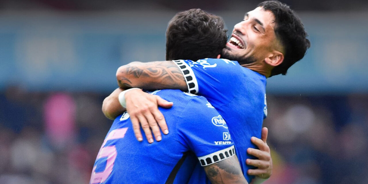 Gallos vence al Atlante