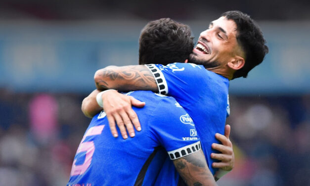 Gallos vence al Atlante