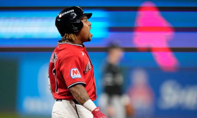 Williams y Ramírez lideran la victoria de los Guardians por 2-0 sobre los White Sox, culminando una remontada en la Serie Divisional
