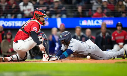 Los Rays aprovechan los errores de los Guardians y ganan 7-3 para empatar la ALCS 2-2