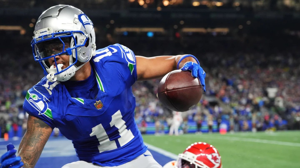 Smith-Njigba brilla y Seattle asesta a Kansas City su primera derrota al imponerse 20-3