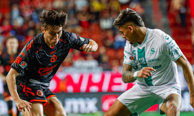 Los Xolos ganaron después de seis fechas; frenan al Santos