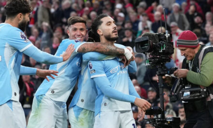 El City hace caso omiso de los abucheos de la afición del Liverpool y logra victoria por 3-0
