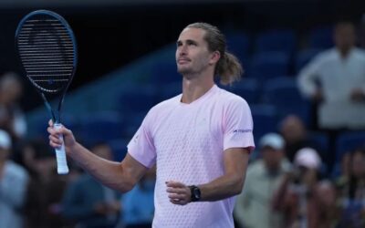 Zverev asegura el número 1 de fin de año tras derrota de Alcaraz y lesión de Sinner