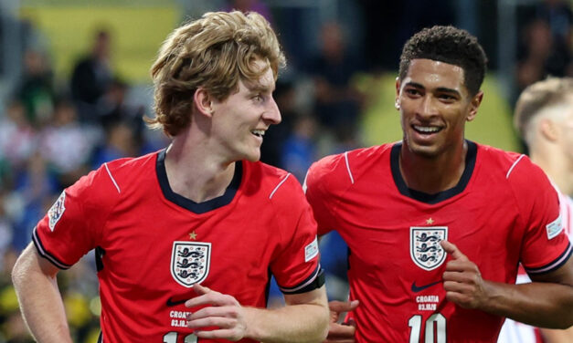Bellingham se recrea e Inglaterra golea a Croacia