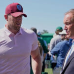 JJ Watt firma un contrato multianual para seguir como analista principal de la NFL en CBS