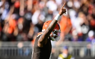 Deshaun Watson lidera avance para gol de campo ganador y Browns remontan 13-10 ante Ravens