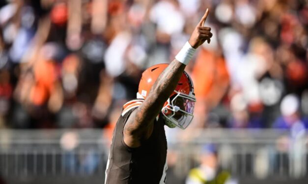 Deshaun Watson lidera avance para gol de campo ganador y Browns remontan 13-10 ante Ravens