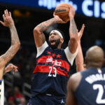 Anthony Davis brilla en su debut con Washington y los Wizards superan 128-116-a los Bucks