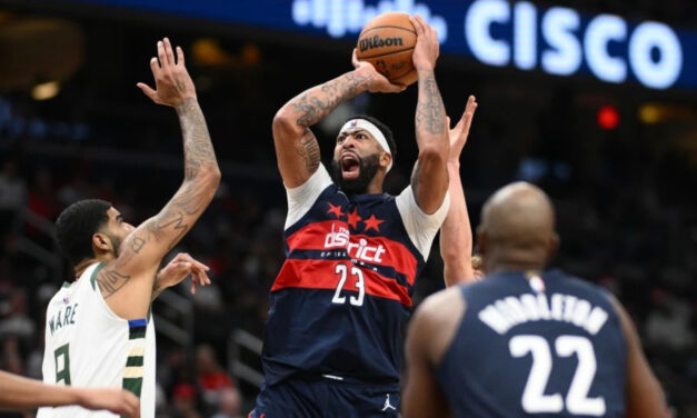 Anthony Davis brilla en su debut con Washington y los Wizards superan 128-116-a los Bucks
