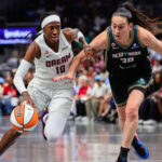 La defensa colectiva lleva a las Dream a una victoria de 92-82 sobre las Liberty en las semifinales de la WNBA.