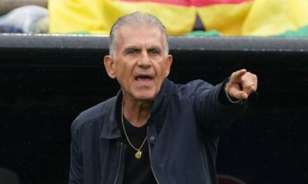 Carlos Queiroz renuncia como técnico de Ghana un mes después de su regreso al cargo