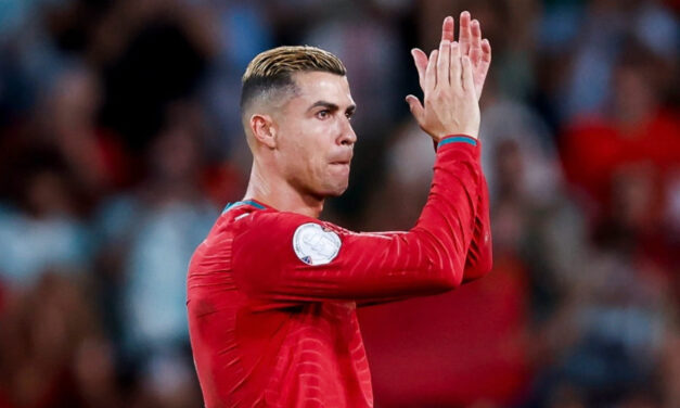Cristiano Ronaldo dice que sigue disponible para Portugal tras irse de la selección