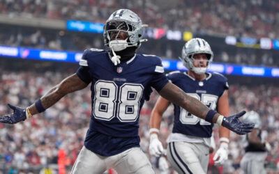 Un touchdown tardío de CeeDee Lamb culmina remontada de los Cowboys para vencer 34-30 a Texans
