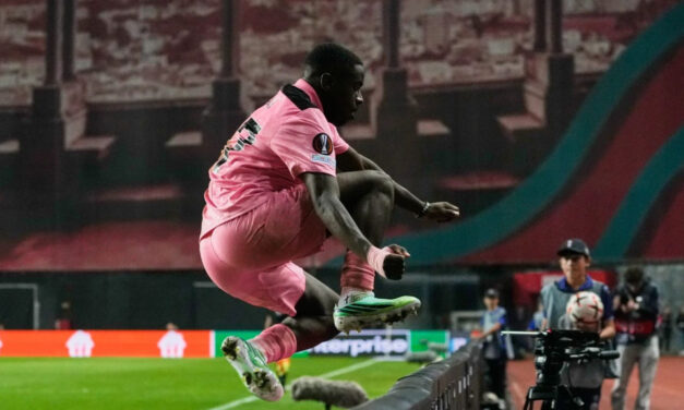 Sunderland supera 2-1 a Torreense en Liga Europa. Milan, Leverkusen y Bournemouth ganan