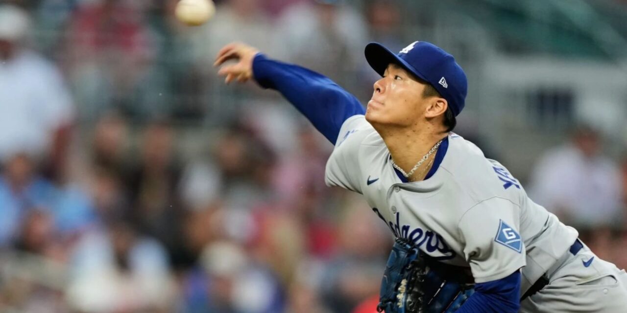 Yamamoto vuelve a imponerse y los Dodgers vencen 3-1 a los Braves gracias a los jonrones de Hernández y Freeman.