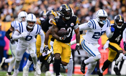 La brillante actuación de Jaylen Warren guía a los Steelers a la victoria sobre los Colts por 34-22.
