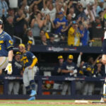 Brewers aplastan 10-1 a los Rays y quedan a un triunfo de su primer título de Serie Mundial