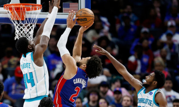 Cade Cunningham anota 30 puntos para ayudar a los Pistons a contener a los Hornets, 97-89