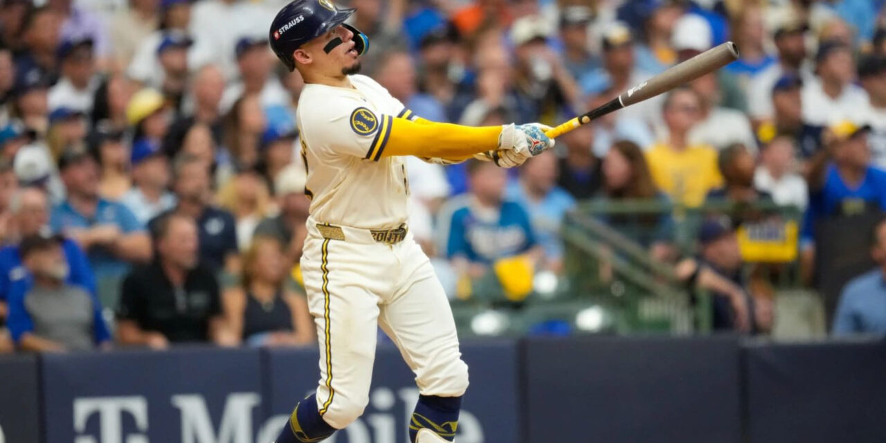 Brewers vencen 7-4 a los Dodgers y toman ventaja 2-0 en la Serie de Campeonato de la Nacional