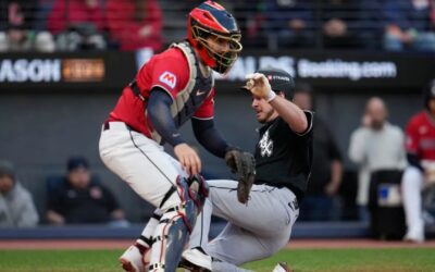 White Sox superan a los Guardians 4-3 y quedan a una victoria de la Serie de Campeonato de la Liga Americana.
