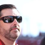 Dueño de los 49ers, suspendido 6 juegos tras arresto en redada de prostitución