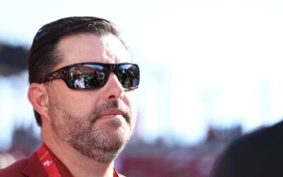 Dueño de los 49ers, suspendido 6 juegos tras arresto en redada de prostitución