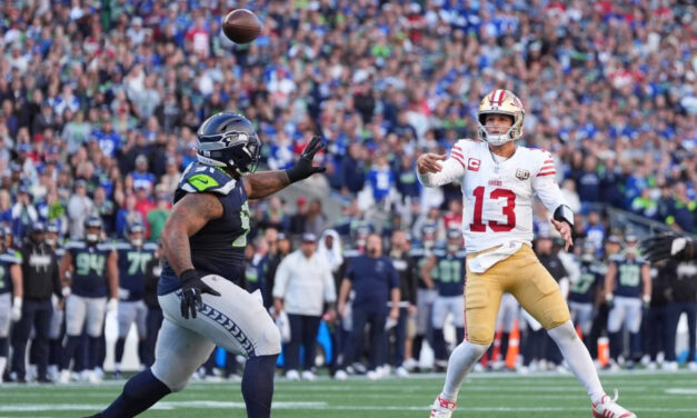 Brock Purdy lidera dos series anotadoras tardías y 49ers vencen 32-29 a Seahawks