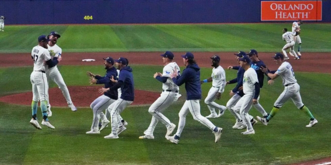 Peralta, Caminero y Díaz guían a Rays a triunfo 7-3 sobre Guardians y avanzan a la Serie Mundial